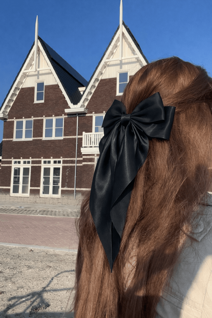 Satijnen Haarstrik Zwart - Vísolde