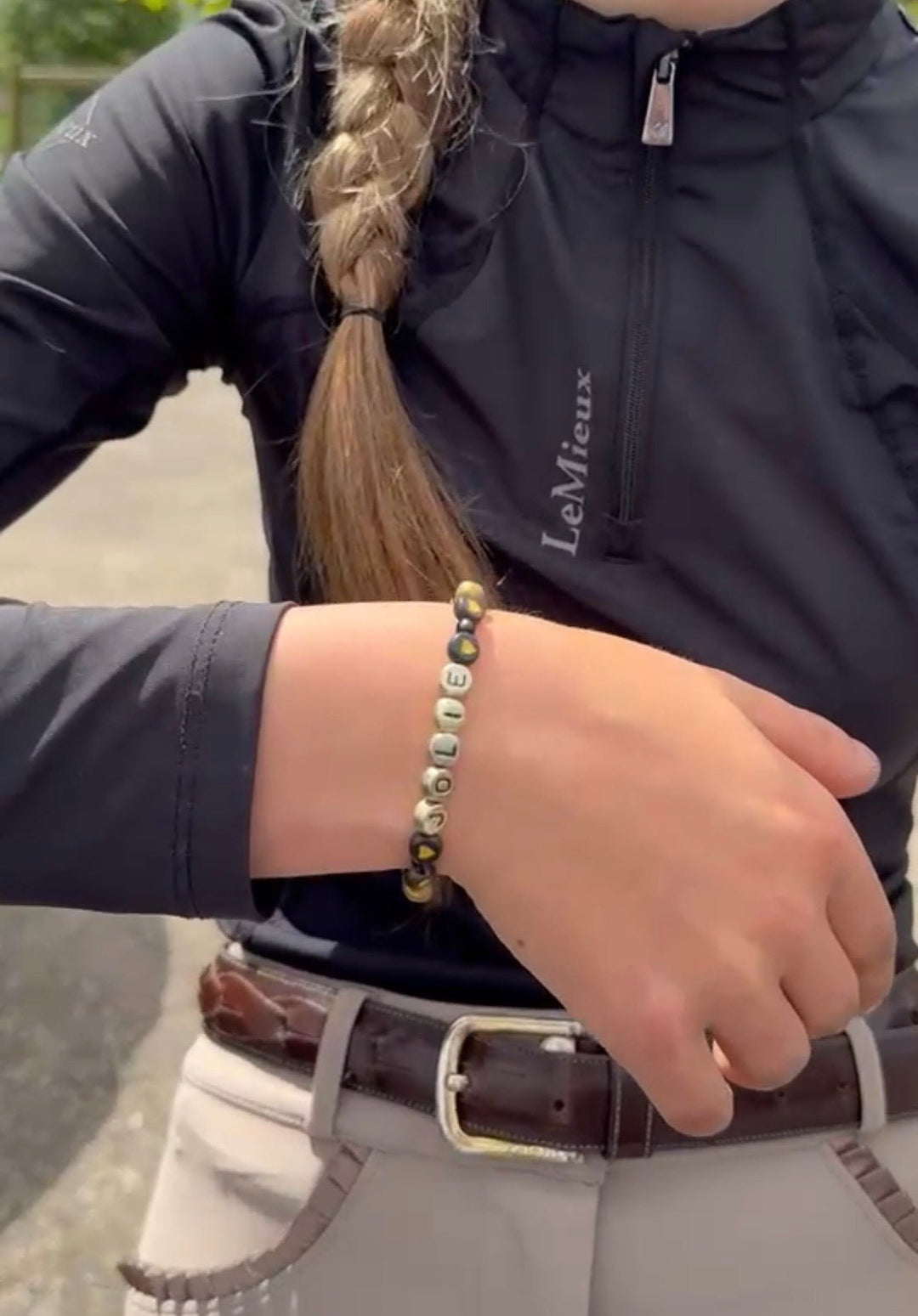 Vísolde Armband met Naam Zwart/Goud - Vísolde